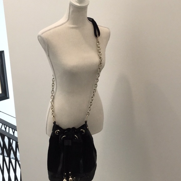 Gorgeous suede crossbody bag by Charles David - Picture 2 of 5